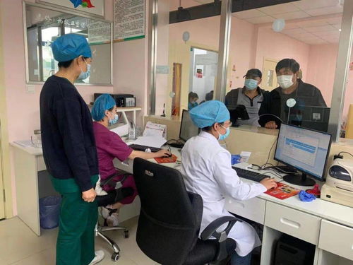 致敬元寶接種一線工作人員 信息咨詢服務的溫暖守護者